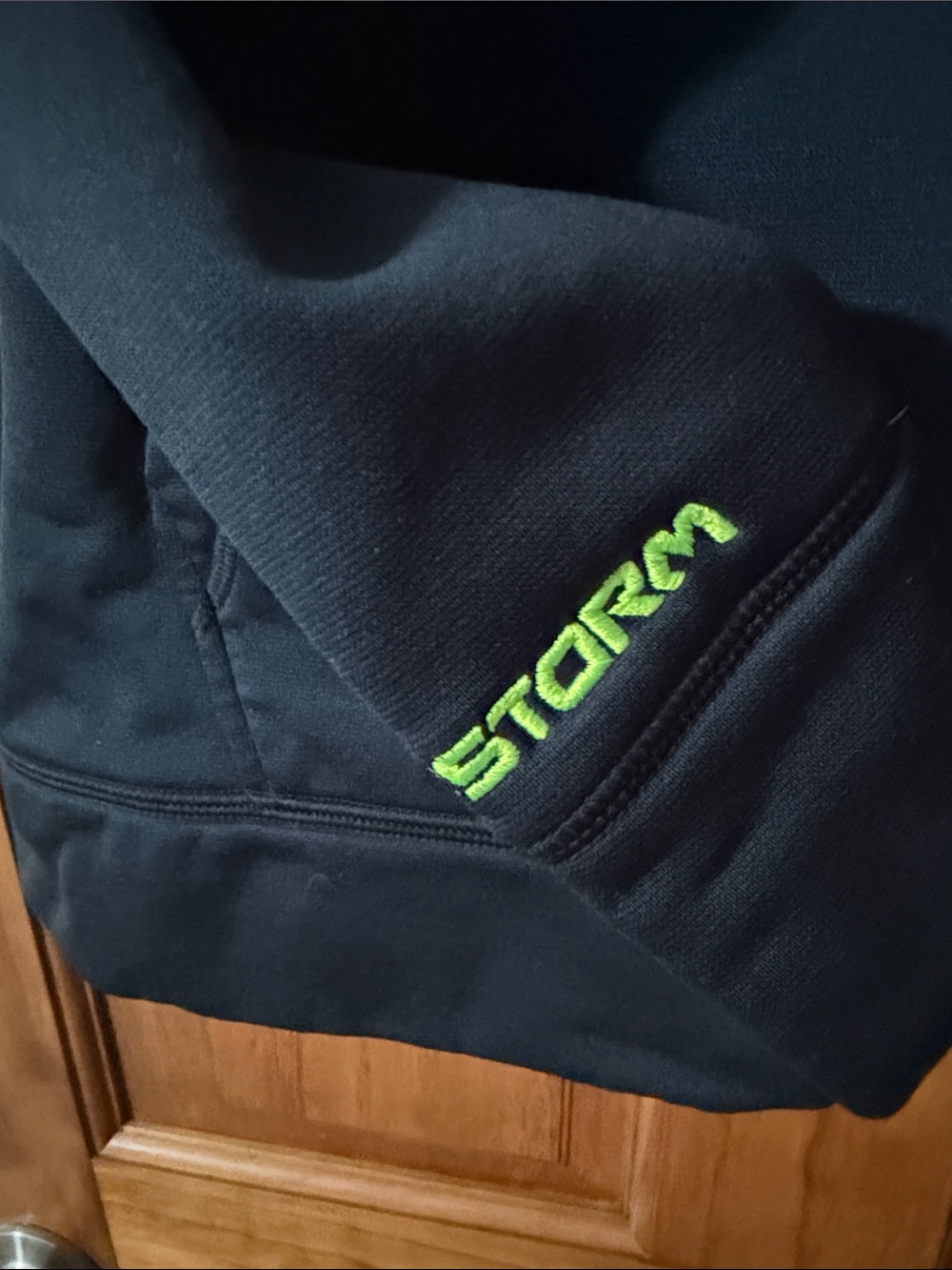 UNDER ARMOUR Storm black neon hoodie - Picture 4 of 5